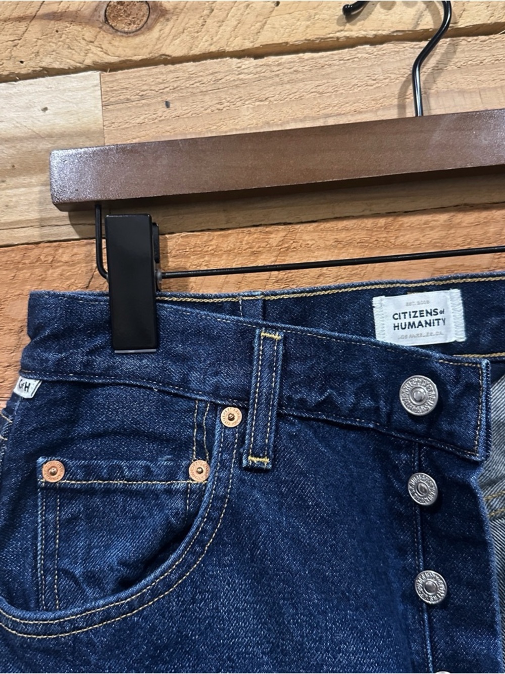 Citizens Of Humanity Indigo Wide-Leg Frayed-Hem Jeans - Picture 8 of 11